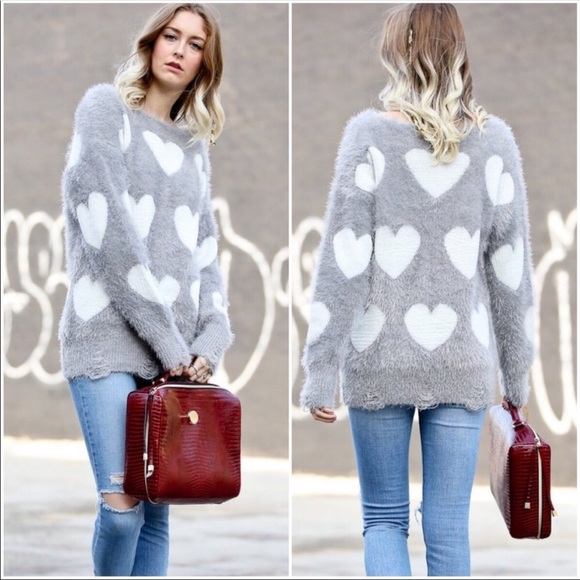 Fluffy Distressed Heart sweater❤️. HP 3/3🔥💥 - Picture 2 of 8